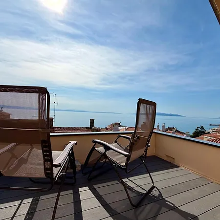 3 Bedroom Mozart Apartment Opatija