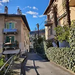 3 Bedroom Mozart Апартаменты