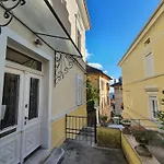 3 Bedroom Mozart Апартаменты *