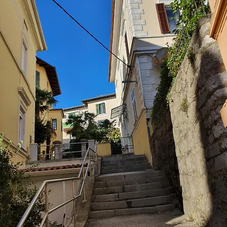 Апартаменты 3 Bedroom Mozart Опатия