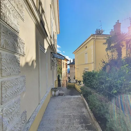 Апартаменты 3 Bedroom Mozart *