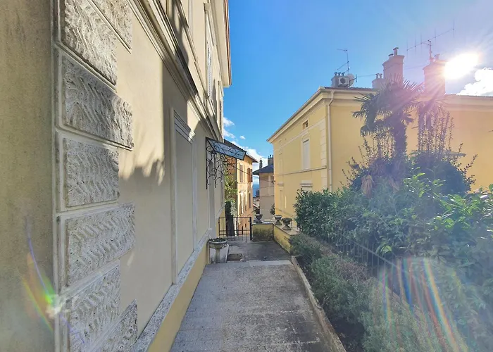 Apartment 3 Bedroom Mozart *