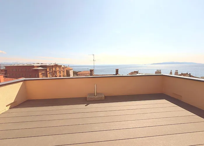 Апартаменты 3 Bedroom Mozart *